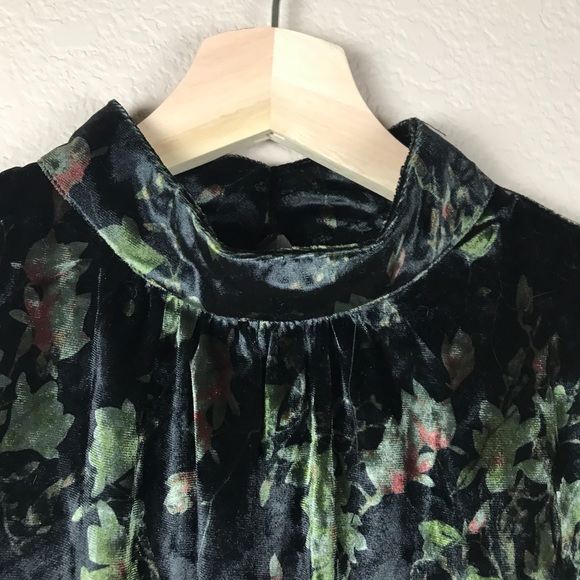 Banned Retro Green & Black Velvet Blouse - Picture 4 of 8